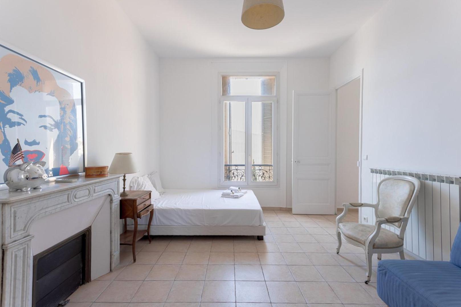 Carnot Prestige - Spacious &